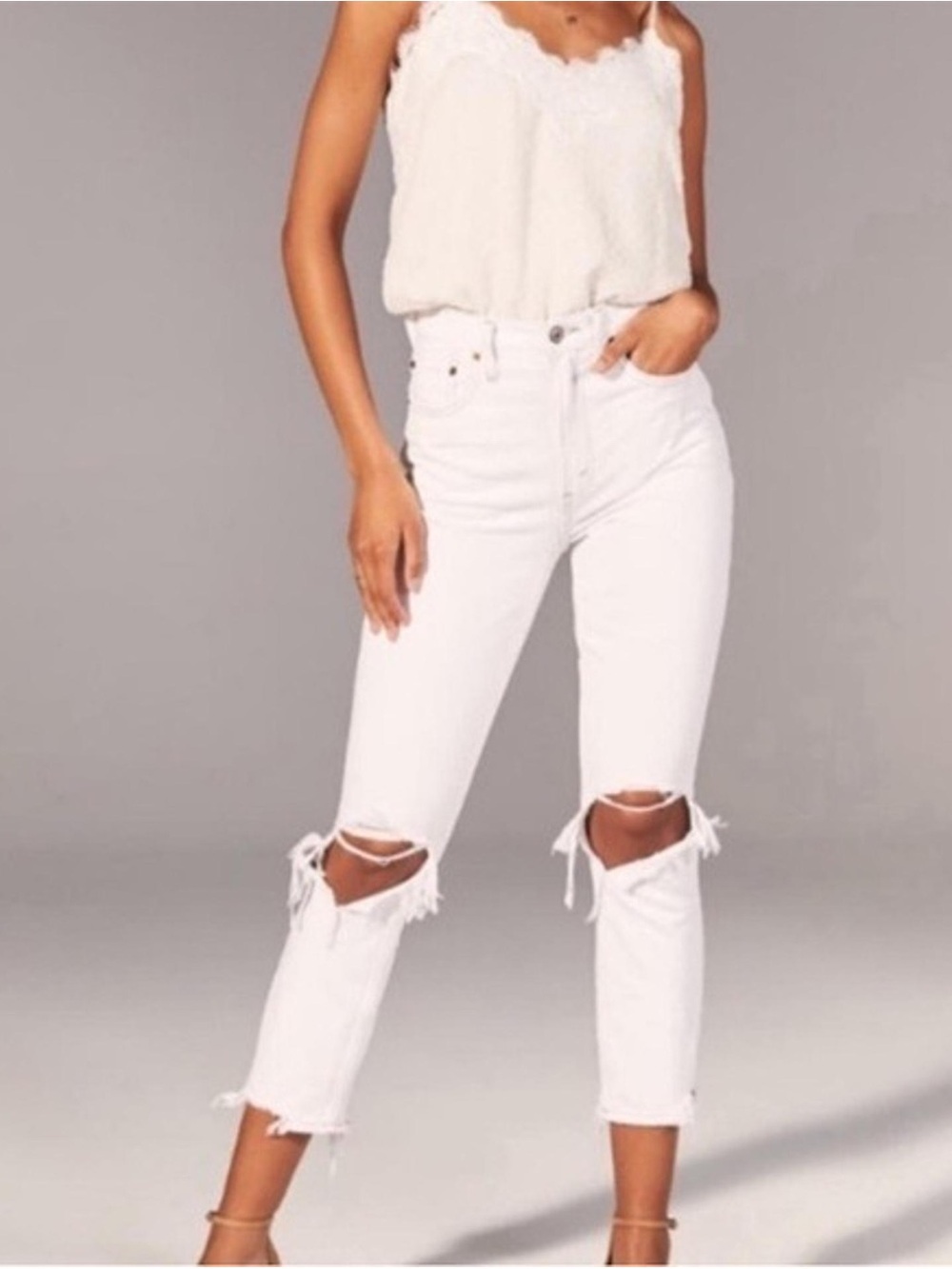 Abercrombie Curve Love High Rise Mom Jeans White Distressed Size 4